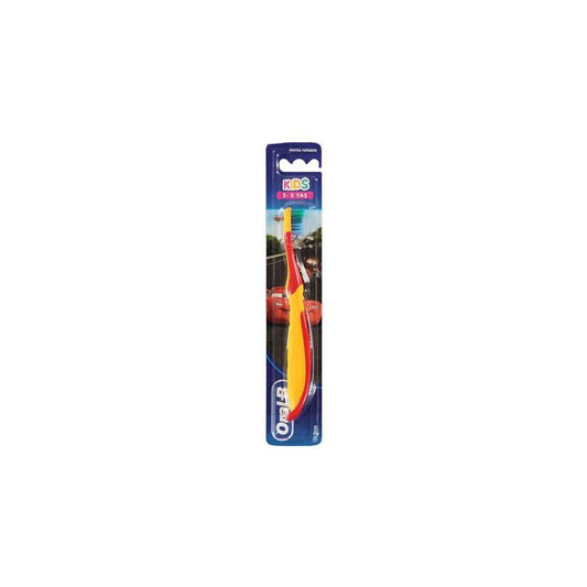 ORAL B UŞAQ DİŞ FIRÇASI CARS FROZEN 3-5